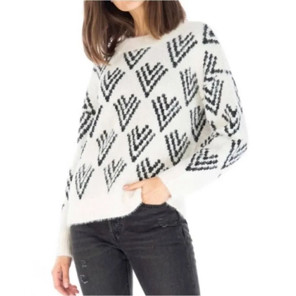 Bobeau warm fuzzy V shape pattern crew neck sweater sz S